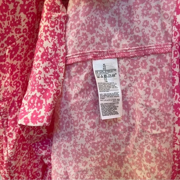 Pink & White Floral Maxi Dress 🌸 - Picture 8 of 8